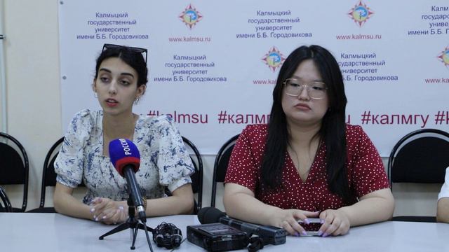 Брифинг. ЖАННА ЖАРКОВА смотреть онлайн