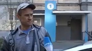 Внедорожник кубарем скатился с косогора на одной из улиц Владивостока