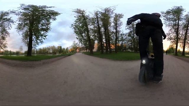 Видео 360! VR. 28.05.2020 Санкт-Петербург Парк Победы. С работы, на моноколесе, заскочил в Парк! смотреть онлайн