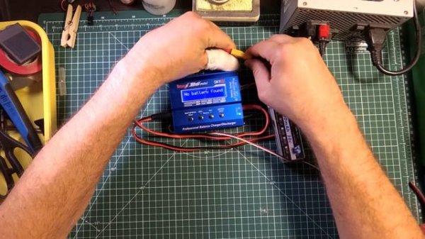 Аккумулятор HRB 2200 распаковка + тест