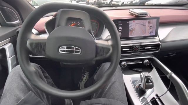 Автопарковка Geely Coolray смотреть онлайн