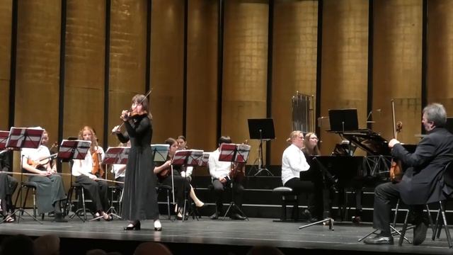 Alana Hjort Spiller H.Wieniawskij: Polonaise De Concert Nr.1 Op.4