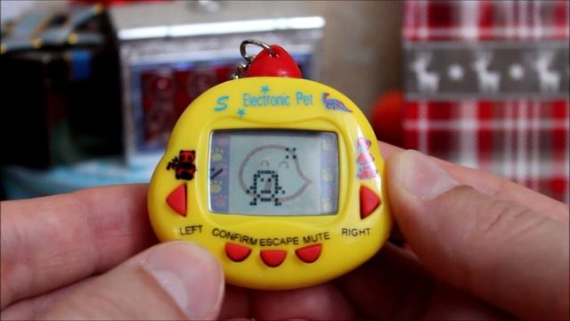 Jonny Dino Virtual Pet Review | Тамагочи Джонни Дино (english subtitles) смотреть онлайн