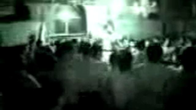 Шииты устраивают шабаш в мечети)))