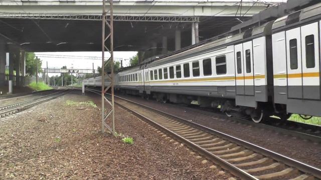 Электропоезд ЭД4М-0471 ЦППК перегон Люблино-Южное - Царицыно смотреть онлайн