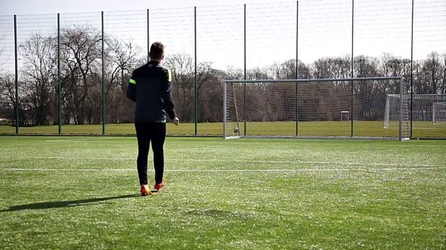 Behind the Balls - Adidas Brazuca and Nike Ordem смотреть онлайн