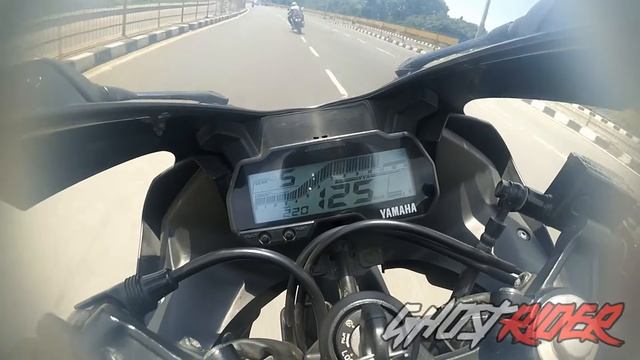 Suzuki Gixxer SF 250 VS Yamaha R15 V3 - Drag Race | Top End смотреть онлайн
