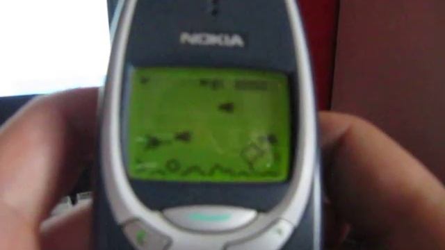 Space Impact on Nokia 3310 смотреть онлайн