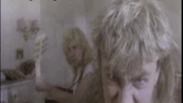 Def Leppard Pour Some Sugar On Me @ 1987 SCUZZ смотреть онлайн