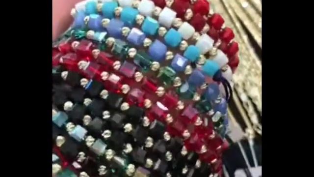 Роскошные золотые браслеты 585 пробы с полудрагоценными камнями смотреть онлайн