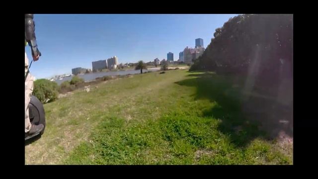 Paseo en monociclo. Montevideo. EUC Ride Kingsong KS 16s. 10 Kms de Parques y Playas de la Rambla.. смотреть онлайн