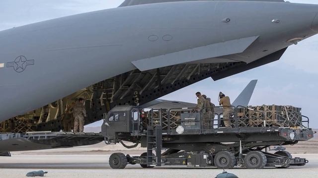 США направили более 4 тыс военных на Ближний Восток смотреть онлайн