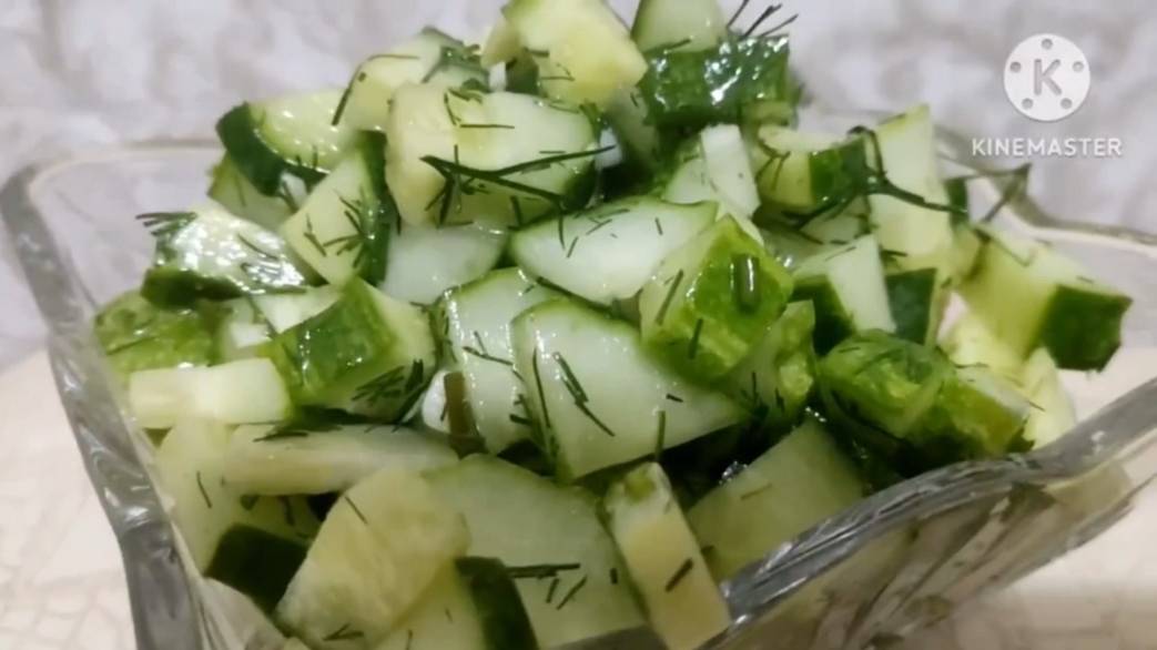 Быстрый и вкусный салат из огурцов. Необыкновенно нежный и ароматный салат смотреть онлайн