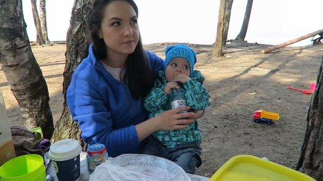 VLOG: ВОТ И ВСТРЕТИЛИСЬ! НАШЕ МОРЕ и ШАШЛЫНДОС. смотреть онлайн