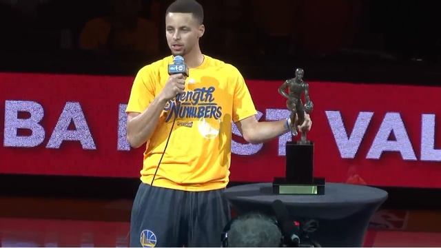 Steph Curry MVP award ceremony - Oakland, Oracle Arena - May 11, 2016 смотреть онлайн