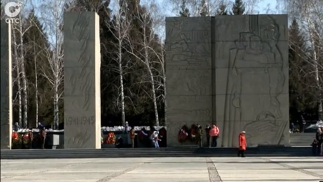 Капитальный ремонт, обманутые дольщики и неубранные парки. Чиновники мэрии объехали проблемные улиц смотреть онлайн