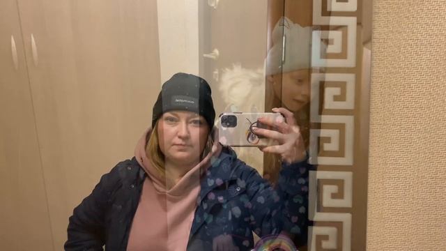 VLOG ? QR КОД НЕ ПУСКАЮТ В МАГАЗИНЫ ? / РАЗБИРАЮ ВЕЩИ / ПОБИЛА РЕКОРД смотреть онлайн