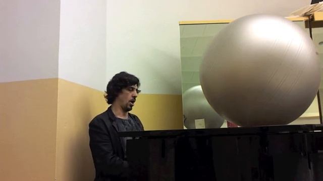 этюд в чёрно-жёлто-белых тонах смотреть онлайн