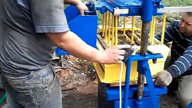 Вибропрессование фактурного теплоблока смотреть онлайн