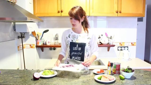 COOKING: КУРИНОЕ ФИЛЕ С ГАРНИРОМ ИЗ АНАНАСА И ОВОЩЕЙ смотреть онлайн