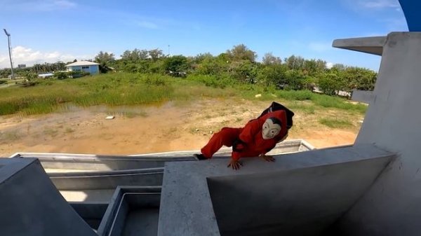 PARKOUR VS MONEY HEIST! 2