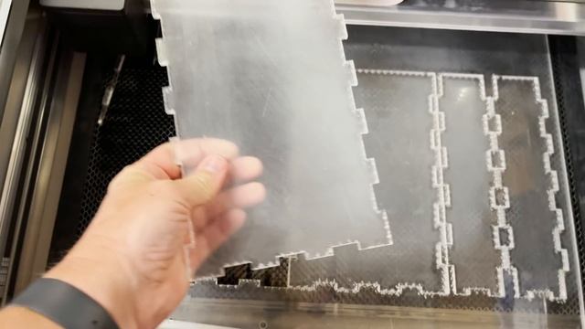 This 3D Print Shoots Cheese Balls смотреть онлайн