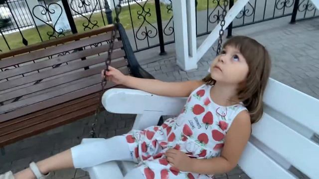 Белые качели смотреть онлайн