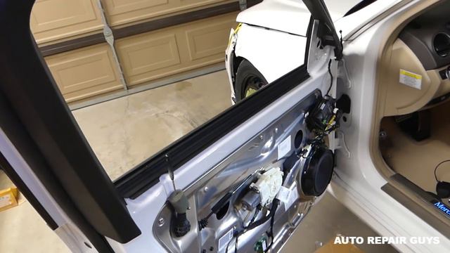 MERCEDES W204 FRONT WINDOW REGULATOR REPLACEMENT REMOVAL C200 C220 C250 C300 C350