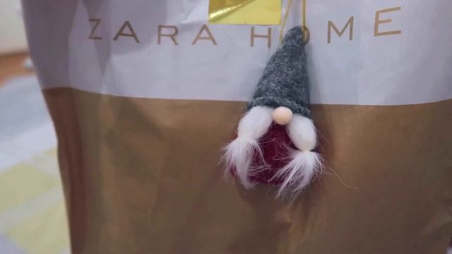 НОВОГОДНИЙ ВЛОГ: НАШ НОВЫЙ ГОД 2020СОБИРАЕМСЯ ВМЕСТЕЧТО МЫ ПОДАРИЛИ ДРУГ ДРУГУ