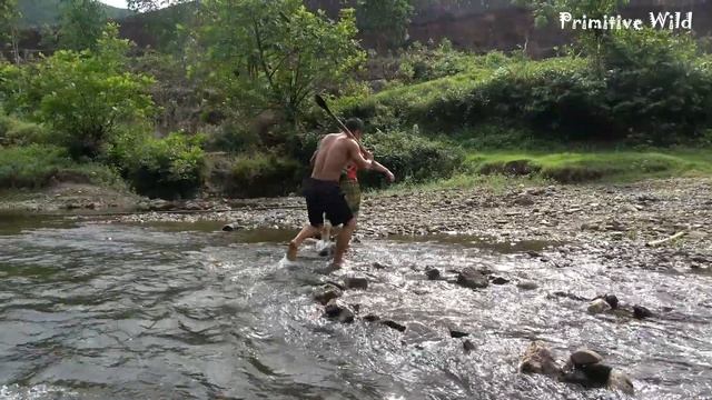 Build Fish Trap On Waterfall - Harvest A Lot Of Fish From Trap Fish смотреть онлайн