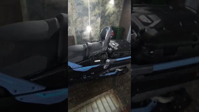 BRP LYNX COMMANDER LTD 900 ACE 2024 смотреть онлайн