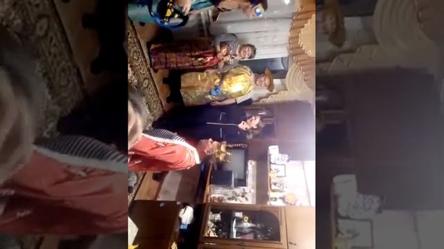 Три сестрицы под окном......... смотреть онлайн