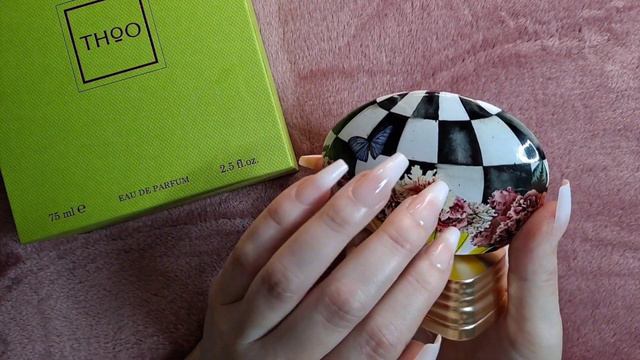 ASMR | Perfumes With the Sweet Aroma of Brown Sugar (soft spoken, tapping, scratching) смотреть онлайн