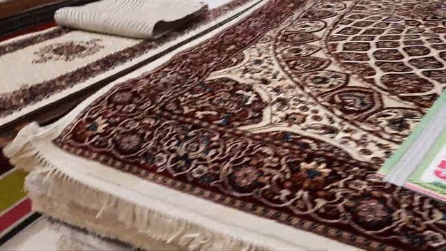 Home Decor- Latest collection of Carpets, rugs, throw Pillows @frontlineworld1645 #sharjah shoppin смотреть онлайн
