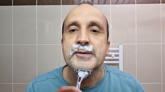 Wilkinson Sword Quattro Titanium Sensitive ile tıraş oldum | Keşke olmasaydım смотреть онлайн
