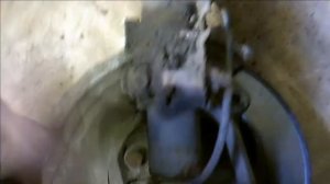 Замена передний стойки на  БМВ Е90 320I (замена верхний опоры стойки).