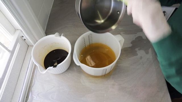 ☕ How to Make Cold Process Coffee Soap - A luxurious recipe with shea butter and cocoa butter! смотреть онлайн