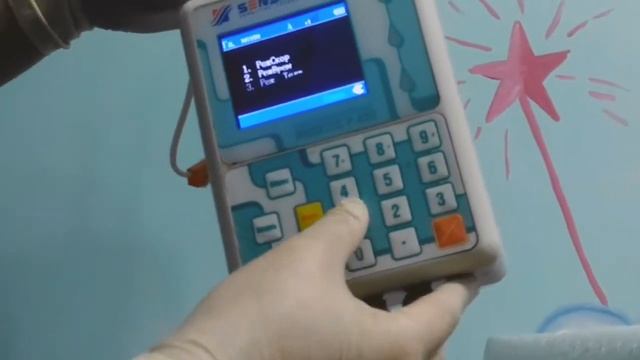 Подключение инфузионного насоса Sensitec p-600. Как подключить аппарат для внутривенного питания? смотреть онлайн