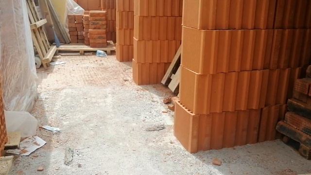 Осмотр площадки строительства на объекте в Усадах