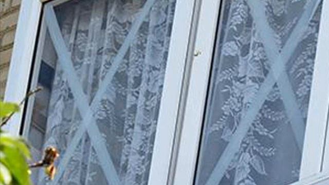 Радио Жопа - что делать, если я пукаю слишком громко? смотреть онлайн