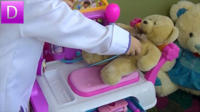 ДИСНЕЙ МЕДИЦИНСКАЯ ТЕЛЕЖКА ДОКТОРА ПЛЮШЕВОЙ ЛЕЧИМ ПАЦИЕНТОВ DISNEY DOC MCSTUFFINS смотреть онлайн