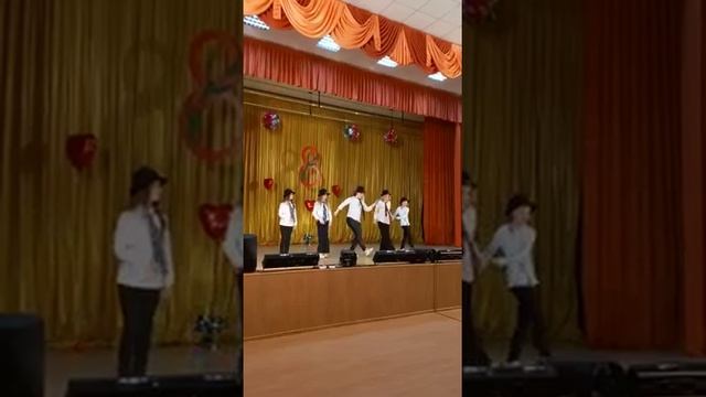 Праздник весны, цветов и любви2 смотреть онлайн