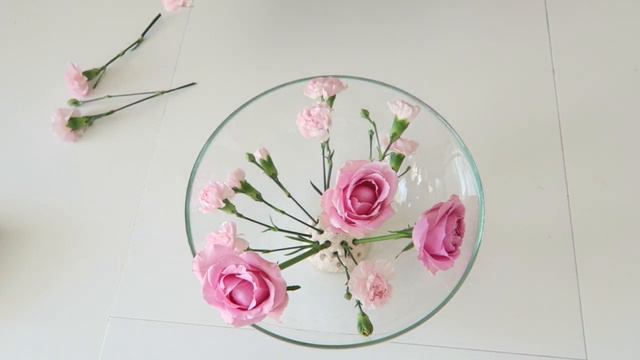 КОМПОЗИЦИЯ НА ЛЯГУШКЕ | Школа флористики смотреть онлайн