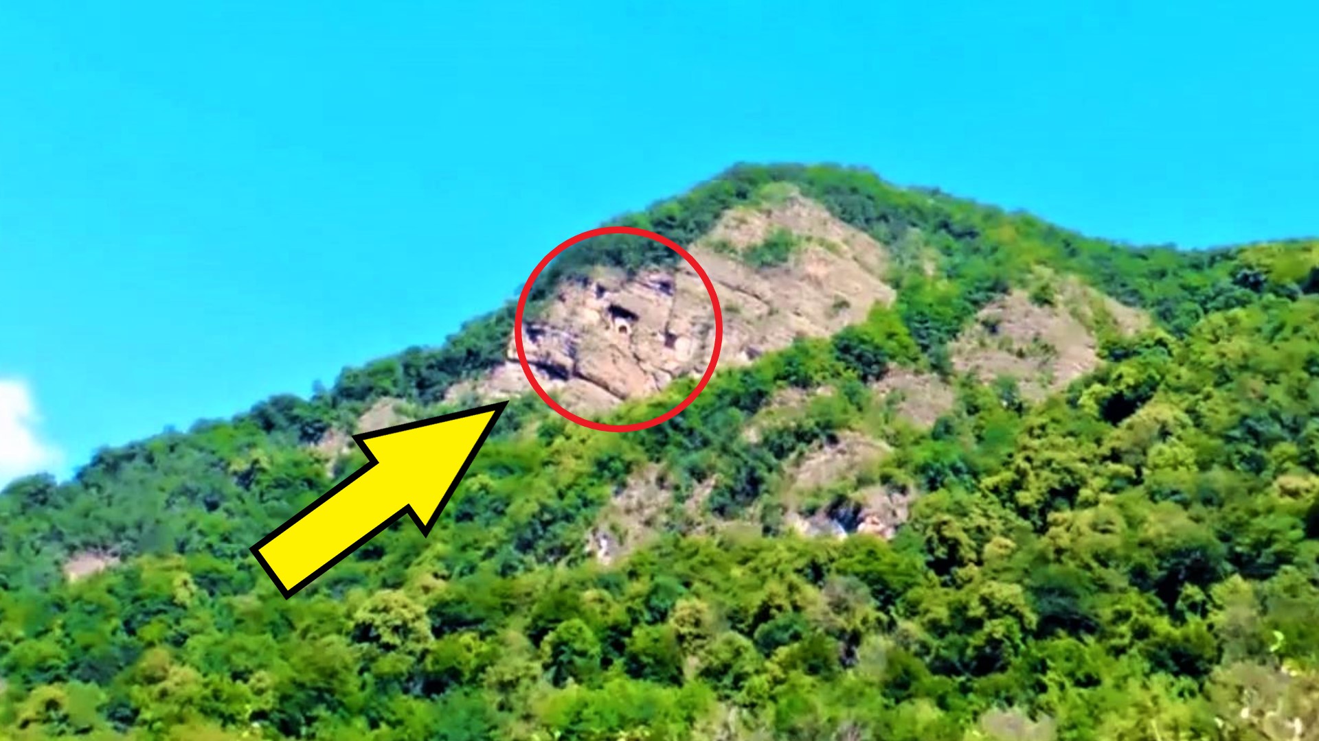 То что находится на вершине СКАЛЫ не поддаётся объяснению! Как получилось ЭТО там вообще построить!