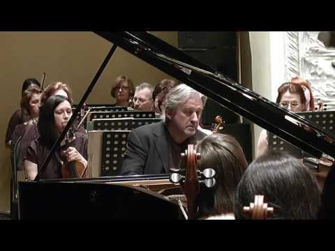 Л. Бетховен – Концерт для фортепиано с оркестром №5. Часть 2 смотреть онлайн