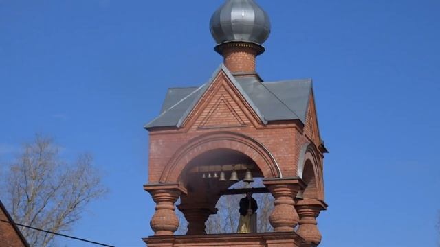 Пасха 2017. После утренней службы в Никольском храме Твери смотреть онлайн