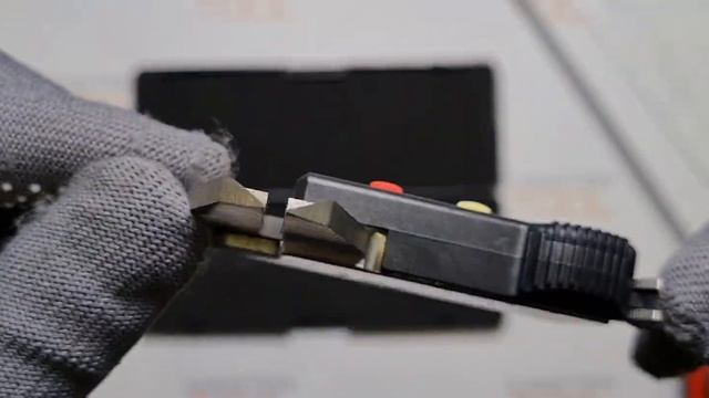 Штангенциркуль электронный VOREL 150 мм / 0,01 мм, 15240-1 смотреть онлайн