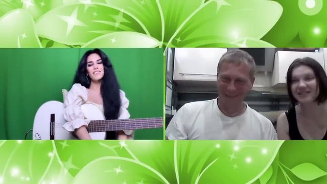 Гитаристка и певица в чат рулетке. Елена Ереван. (песни, розыгрыш)-3