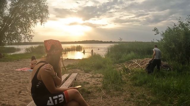 Покатушка на дачный пляж к Женьке смотреть онлайн