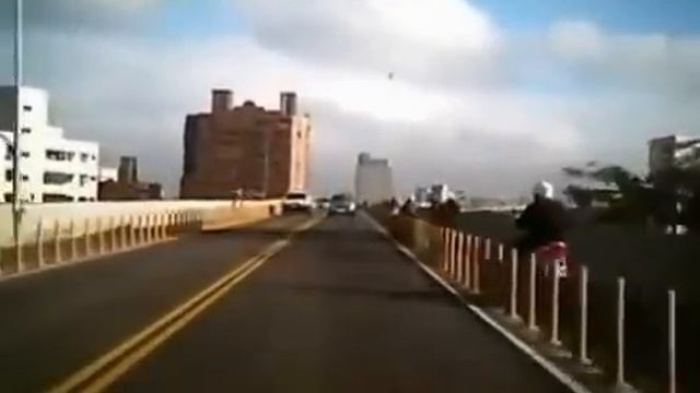 Mario Bross en Pasola смотреть онлайн